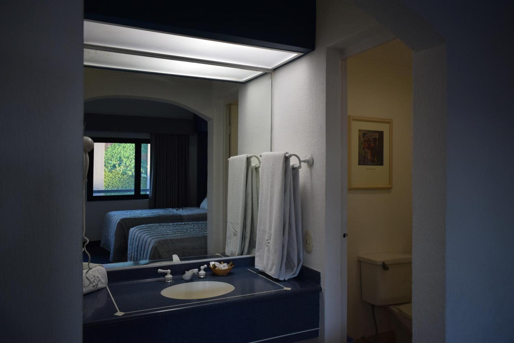 Hotel Pacific Tijuana Room photo