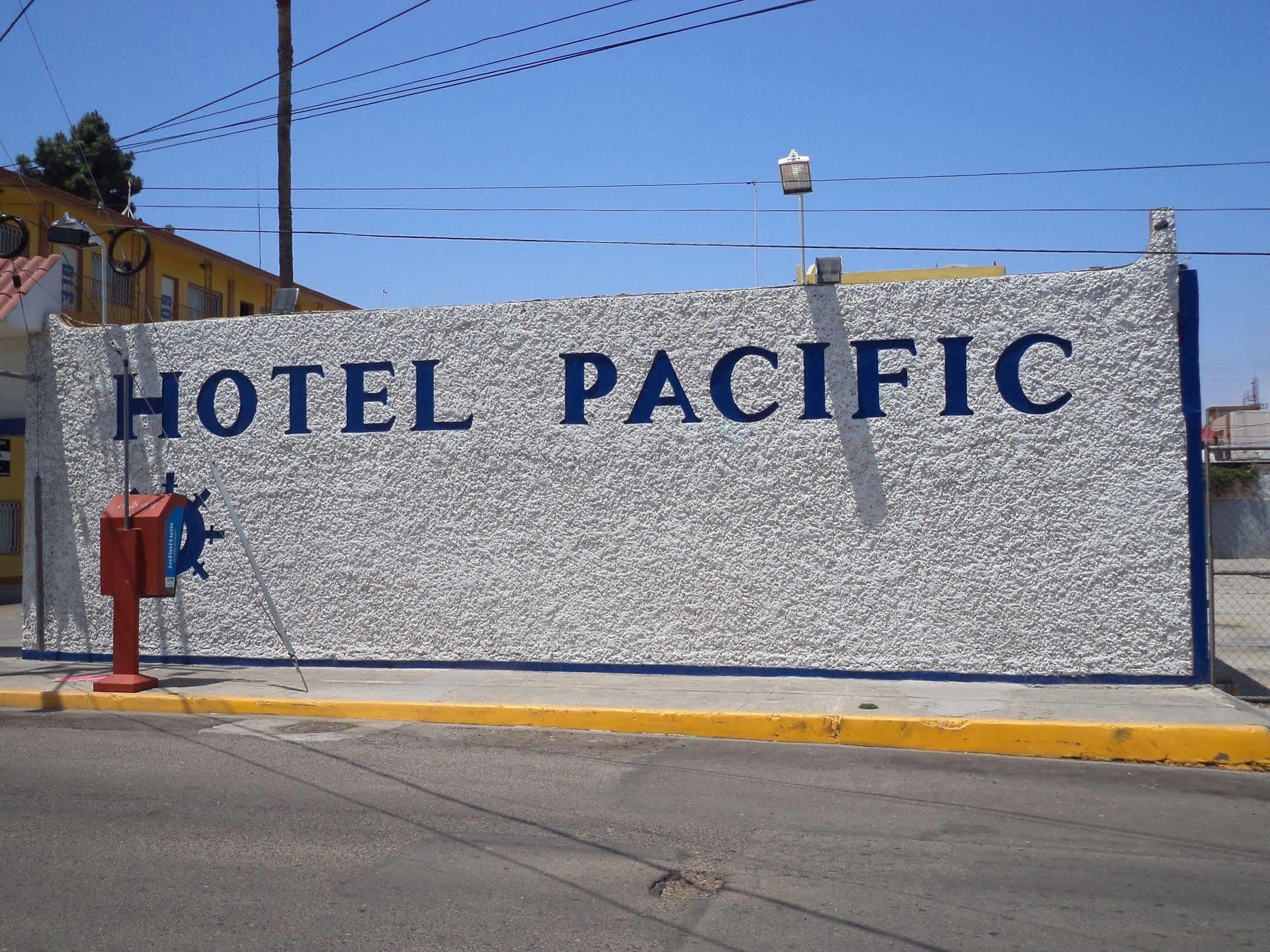 Hotel Pacific Tijuana Exterior photo
